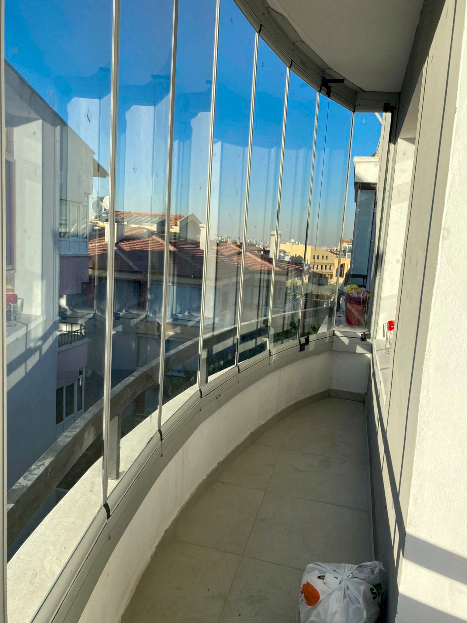 cam balkon emre bey